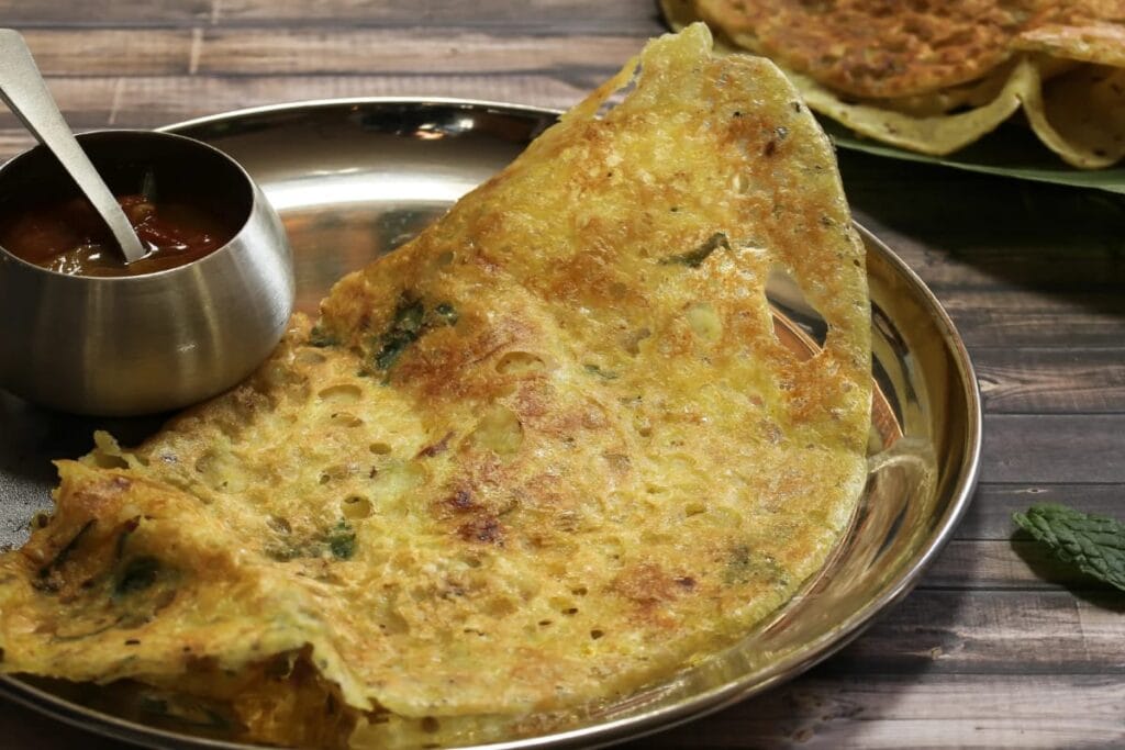  रवा थालीपीठ