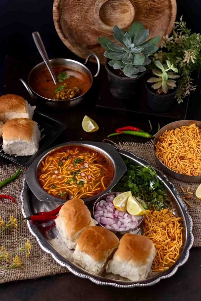 misal-pav-bowl-with-tarri-farsan-lemon